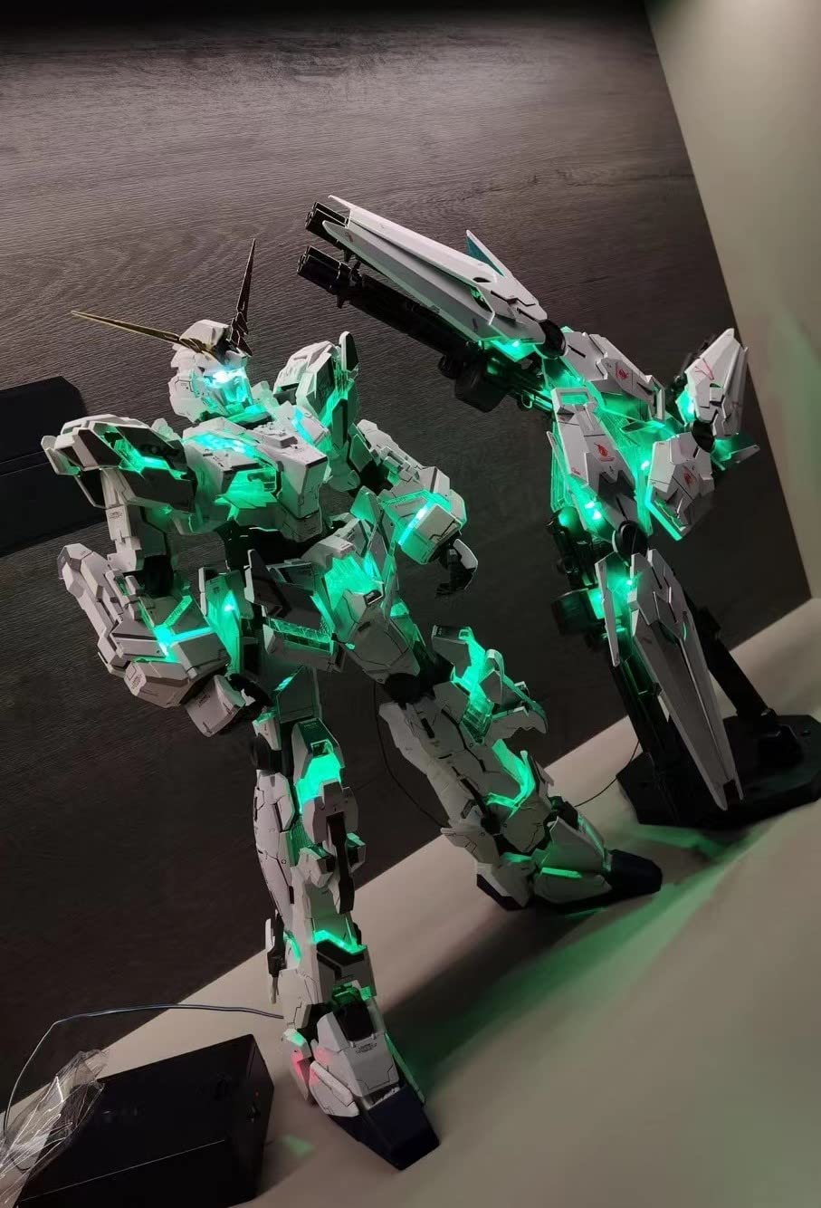 Amazon | Kosmos PG RGB LEDユニット RX-0 ユニコーンガンダムモデル